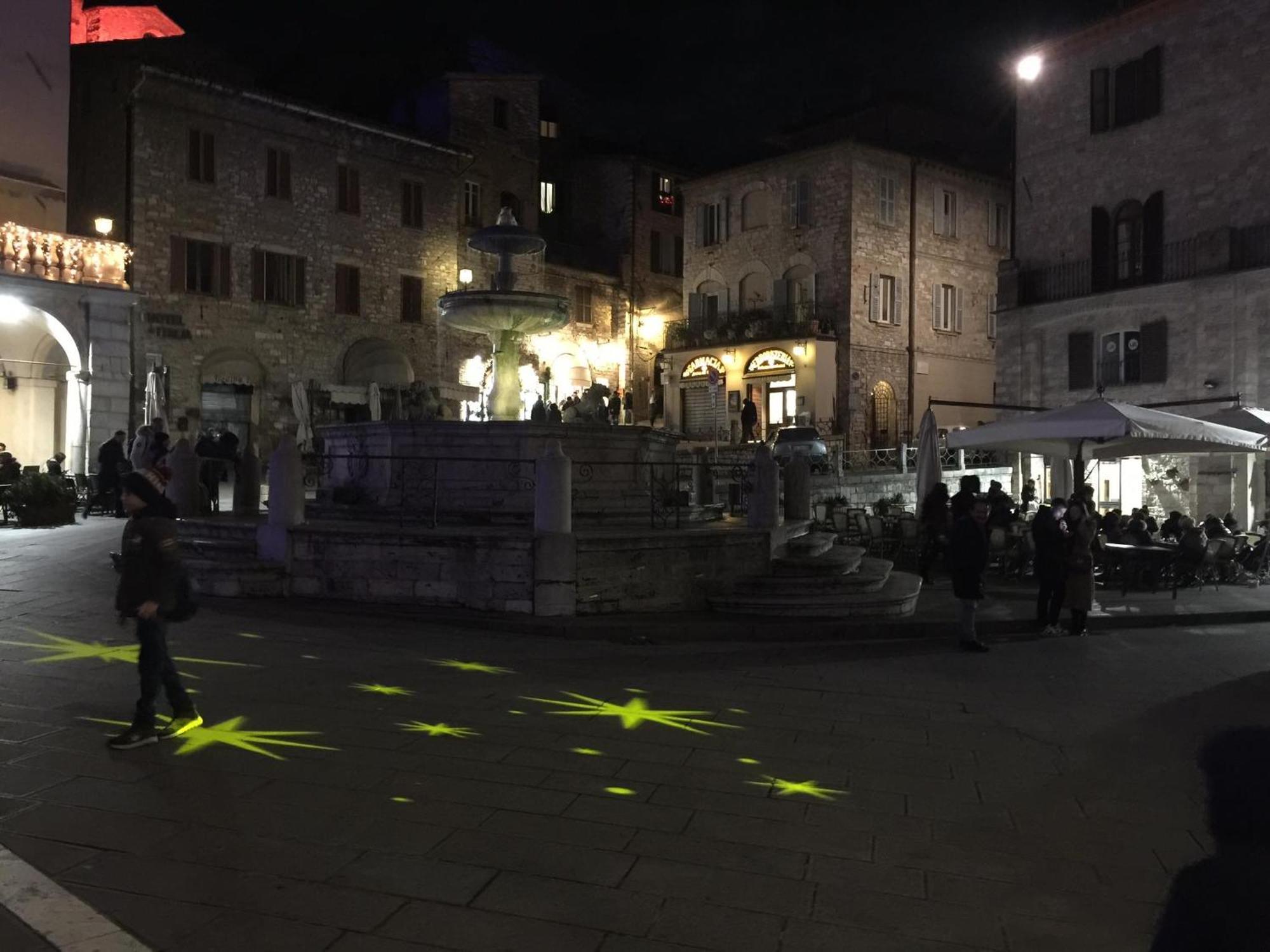 Appartamento Incantevole In Pieno Centro Storico Assisi Exterior foto